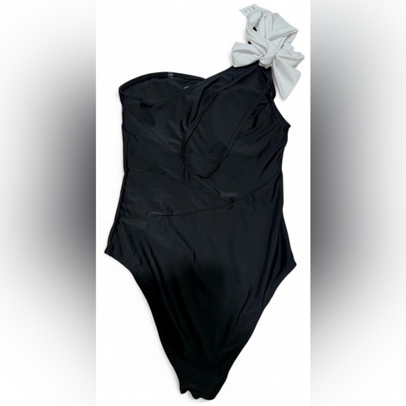 Swimmer Liket one-piece swimsuit with white ribbon bow on the left shoulderm - Picture 2 of 7